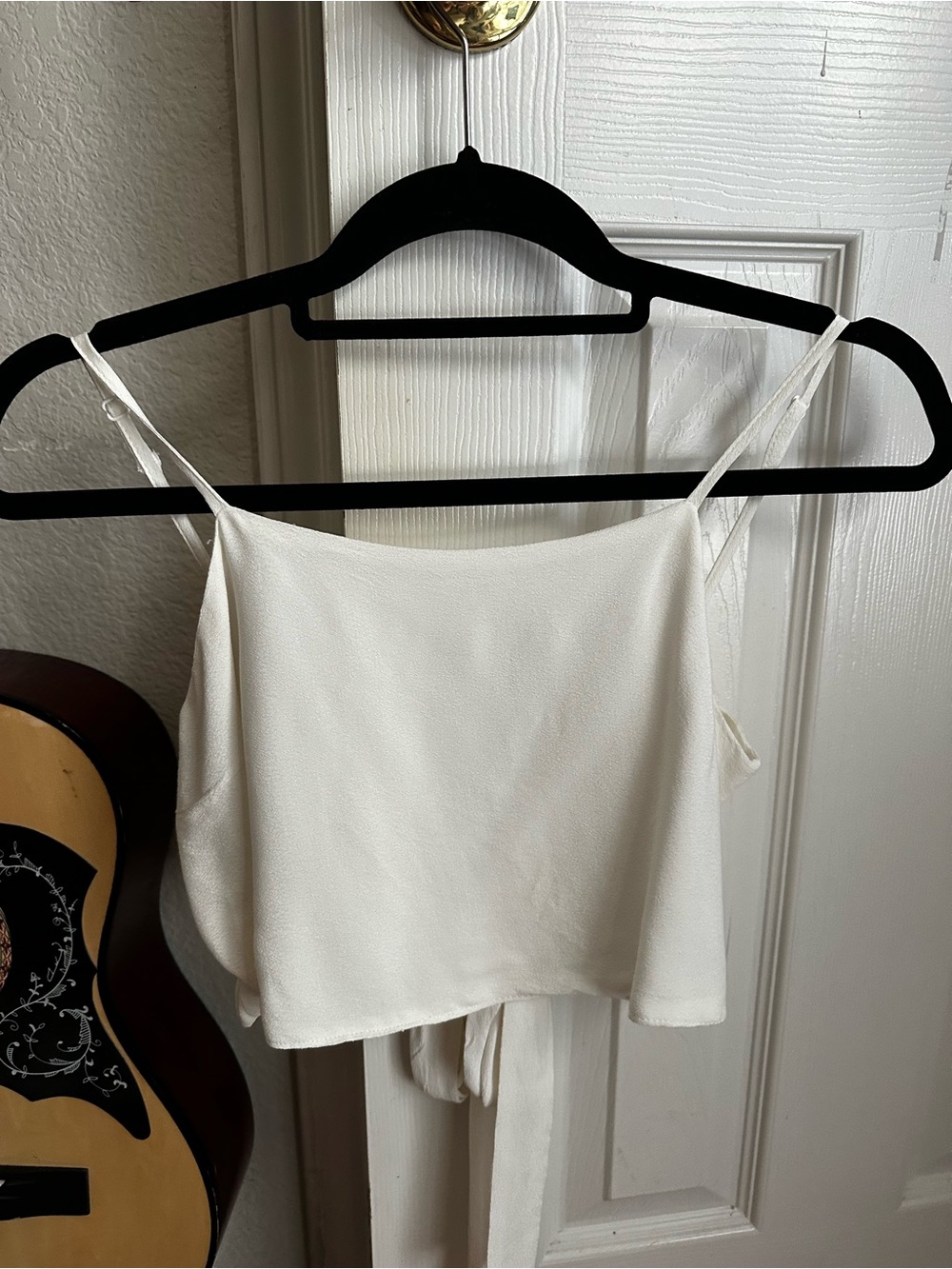 PacSun White Spaghetti Strap Cropped Cami